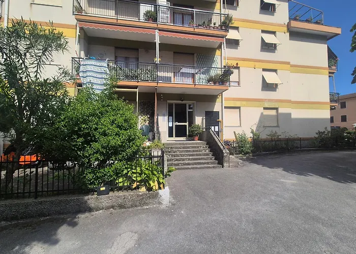 Close To Golf Executive With Balcony