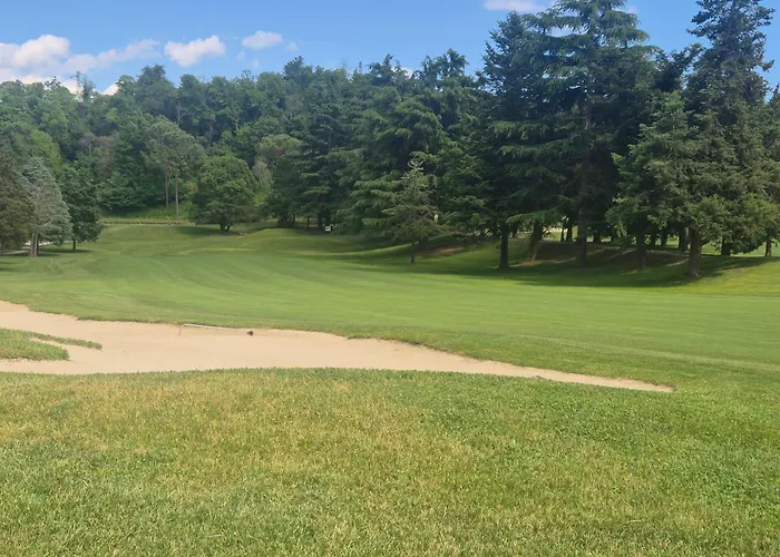 Close To Golf Executive With Balcony Apartamento Rapallo