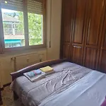 Close To Golf Executive With Balcony Apartment