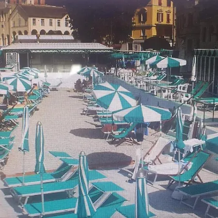 Close To Golf Executive With Balcony